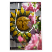 Roze bloemen en Sun - Martha's wijntuin Medium Cadeauzakje (Voorkant)