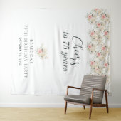 Roze Bloemen Eucalyptus 75e verjaardag Achtergrond Wandkleed (In Situ (horizontaal))