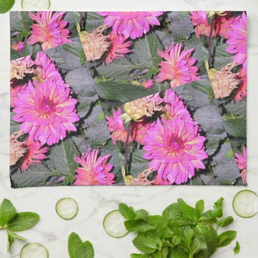 Roze Bloemen Groen Theedoek (Gevouwen)