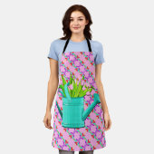 Roze bloemen in Turquoise Watering Can Schort (Gedragen)