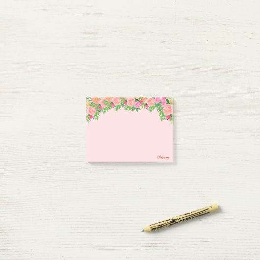 Roze bloemen & kalligrafie op lichtroze post-it® notes (Op bureau)