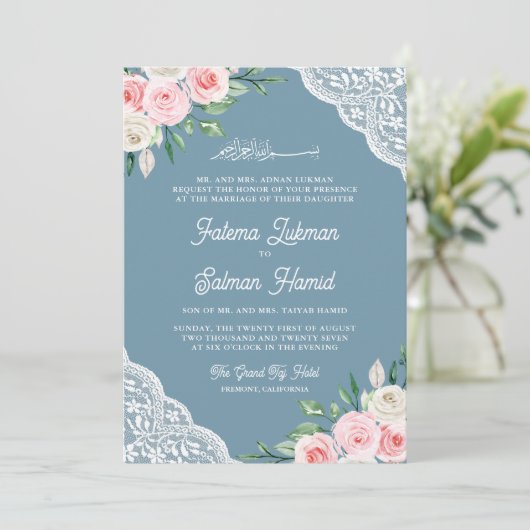 Roze Bloemen Kant Stoffig Blauw QR Code Moslim Bru Kaart (Staand voorkant)