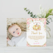 Roze Bloemen Kleine Pompoen 1e Verjaardag Bedankkaart (Staand voorkant)