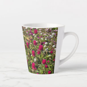 Roze bloemen latte mok