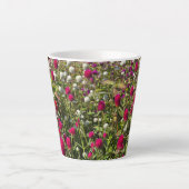 Roze bloemen latte mok (Voorkant)