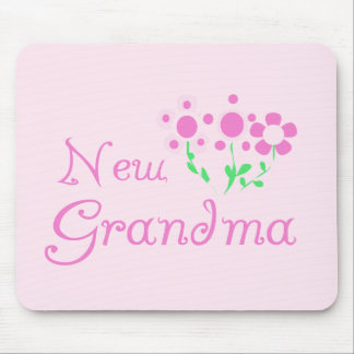Roze Bloemen Nieuwe Oma T-shirts en geschenken Muismat