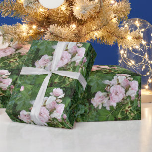 Roze bloemen omslagpapier cadeaupapier