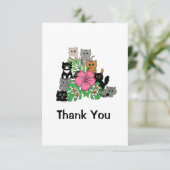 Roze Bloemen Ontwerp Schattigee Kattenfamilie Bedankkaart (Staand voorkant)