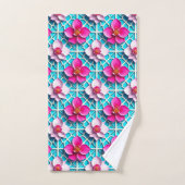 Roze bloemen op een geometrisch blauwe achtergrond bad handdoek (Handdoek)