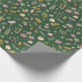 Roze Bloemen op Groene Achtergrond Gift Wrap Cadeaupapier (Hoek)