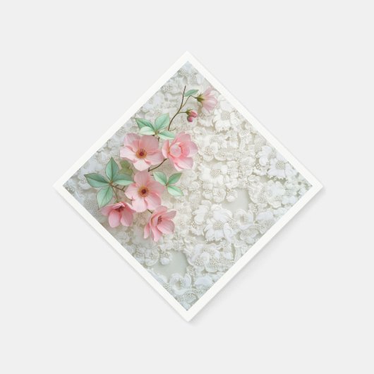 Roze bloemen op witte bruidskant servet (Hoek)