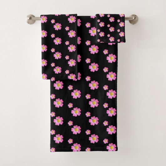 Roze bloemen op zwart bad handdoek (Insitu)