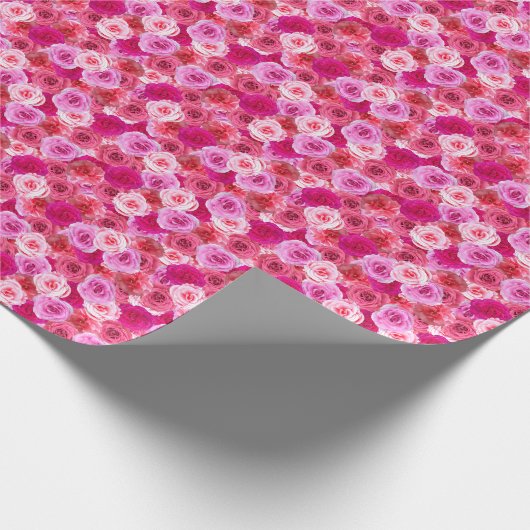 Roze Bloemen Oversized Douche Verjaardag bruiloft Cadeaupapier (Hoek)