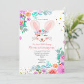 Roze Bloemen Sweet Bunny 1e Verjaardag Kaart (Staand voorkant)