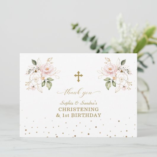 Roze bloemen tweeling meisjes 1e verjaardag doopfe bedankkaart (Staand voorkant)