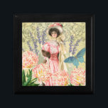 Roze Bloemen Victoriaans Vrouw Regency Cadeaudoosje<br><div class="desc">Een rijke elegante Victoriaans tijdperk thema met een prachtig schilderij van J. Barrick (1908) en decoupage collage bloemen,  vlinder,  William Morris achtergrond en wervelingen.</div>