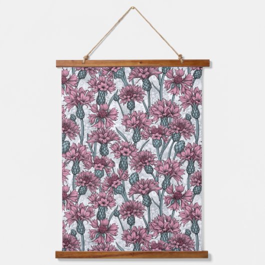 Roze bloemen, wilde bloemen op wit hangend wandkleed (Voorkant)