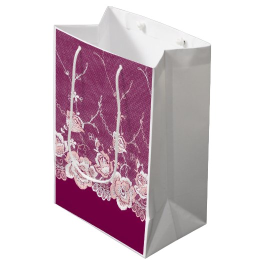 Roze Bloemend Kant Medium Cadeauzakje (Voorkant Gekanteld)