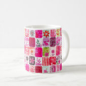 Roze bloemenpatchwork koffiemok (Voorkant rechts)