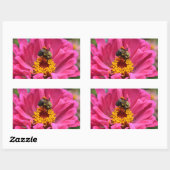  roze bloemenroze Zinnia Bumble bee Rechthoekige Sticker (Vel)