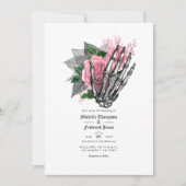 Roze bloemgotische trouw-QR-code uitnodiging (Voorkant)