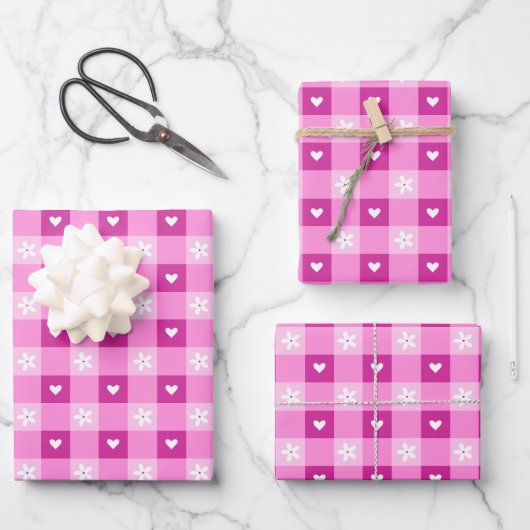 Roze Bloemhartjes Inpakpapier Vel (Voorkant)