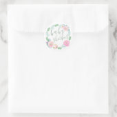 Roze bloemige Baby showers envelopzegel Ronde Sticker (Tas)