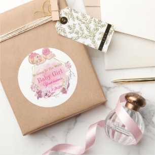 Roze bloemige babymeisje welkom op de wereld favor ronde sticker