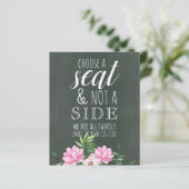 Roze Bloemige Chalkboard Aangepast Trouwbord Budge (Staand voorkant)