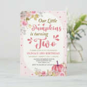 Roze bloemige pompoen 2e verjaardagsfeestje kaart (Staand voorkant)