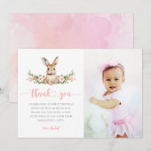 Roze bloemige Some Bunny Girl 1e verjaardagsfoto Bedankkaart (Voorkant / Achterkant)