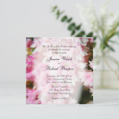 Roze bloemige trouwuitnodigingen kaart (Staand voorkant)