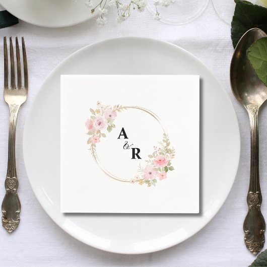 Roze bloemige waterverf koppel initials bruiloft servet