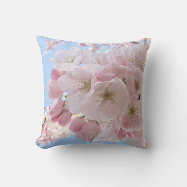 Roze bloesems Blue Sky. Kussen (Voorkant)