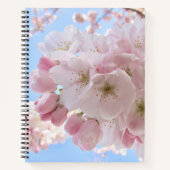 Roze bloesems Blue Sky. Notitieboek (Voorkant)