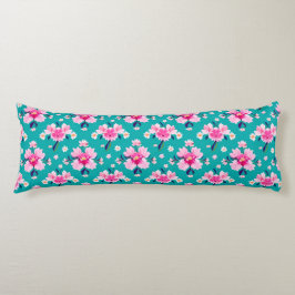 Roze bloesems en bladeren op een turquoise achterg lichaamskussen