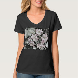  roze bloesems op een tak t-shirt