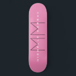 Roze blote monogram Moderne Minimale Naam Initiale Persoonlijk Skateboard<br><div class="desc">Trendy Modern past professioneel eenvoudig ontwerp aan. Je kunt eenvoudig gegevens op het product bewerken.</div>