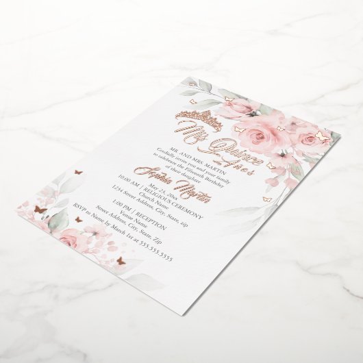 Roze Blush Bloemen Roos Goud Mis Quince Quinceaner Folie Uitnodiging (Gedraaid)