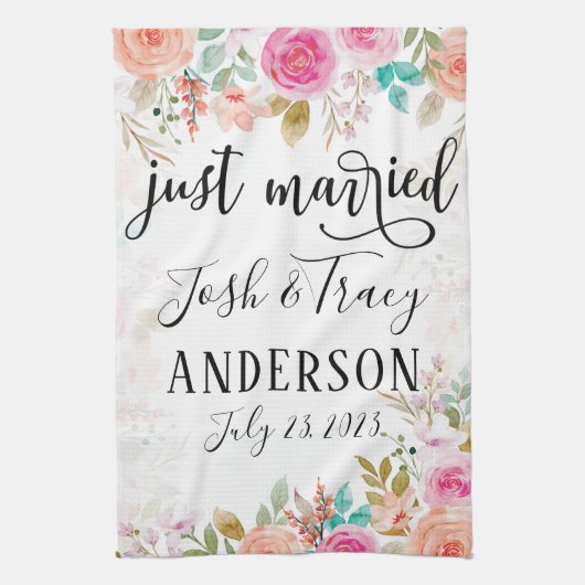 Roze Blush Floral Aangepast gewoon getrouwd Theedoek (Verticaal)