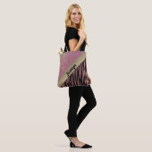 Roze Blush Glam Zebra Print gepersonaliseerd Tote Bag (Op model)
