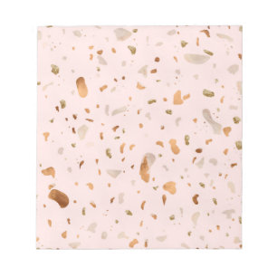 Roze Blush Terrazzo met gouden kopervlekken Notitieblok