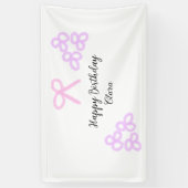 Roze boeg paarse bloemenpastel Happy Birthday Spandoek (Verticaal)