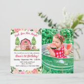 Roze Boerderij Foto 1st Birthday Uitnodiging (Staand voorkant)