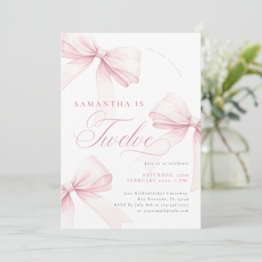 Roze Bogen Twaalf Verjaardag Kaart (Staand voorkant)