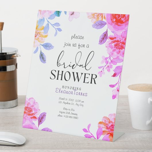 Roze boho bloemenbruids douche uitnodiging reclamebord met voetstuk (Insitu)