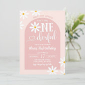 Roze Boho Boog Daisy Onederful Eerste Verjaardag Kaart (Staand voorkant)