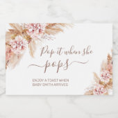 Roze Boho Floral Pampas Grass Pop hem als ze Pop Sparkling Wijnetiket (Enkel label)