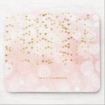 Roze Bokeh en Hart Gouden Folie Confetti Muismat<br><div class="desc">Voeg een vrouwelijk en modern accent toe aan uw werkruimte met deze gepersonaliseerde mousepad. Het beschikt over roze en witte ombre achtergrond met gouden folie harten confetti. Personaliseer door een naam of korte zin toe te voegen. Deze gouden folie hart mousepad zal perfect zijn als een geschenk.</div>
