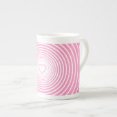 Roze Bone China Mok met Hart (Voorkant rechts)